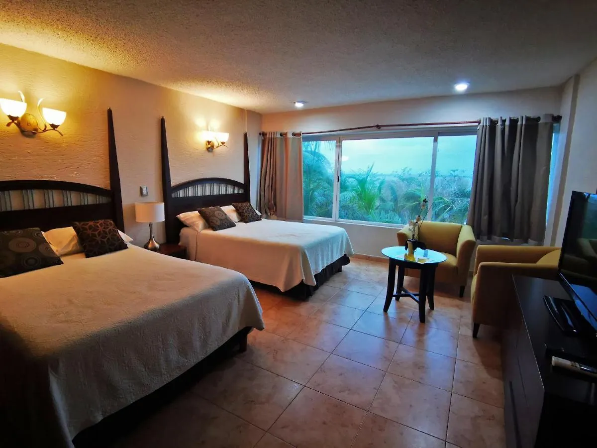 Apartment Brisas Beachfront Studios In Hotel Zone Cancun