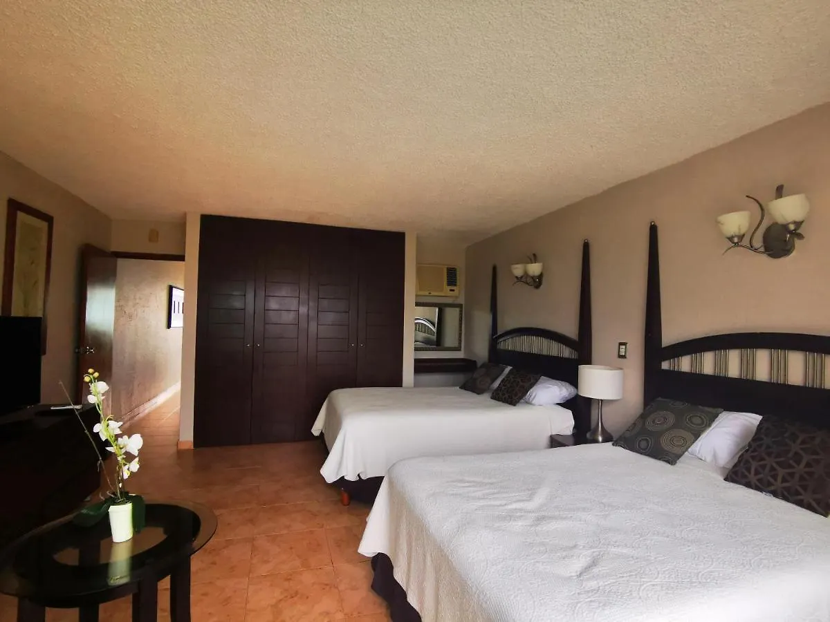 Brisas Beachfront Studios In Hotel Zone Cancun 0*,  Mexico